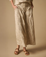 Pantalón chino crop silueta relajada - Beige