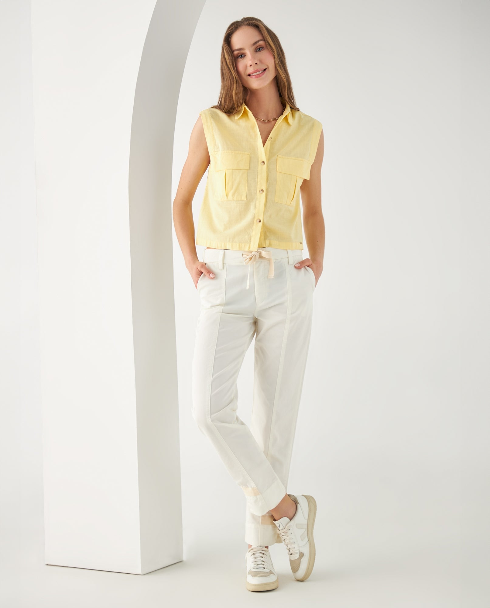 Pantalón con cortes en frente para mujer - Crudo 34_632F001_CRU110602_0