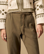 Pantalón jogger tobillero con cordón ajustable - Verde