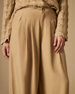 Pantalón chino con pinzas tiro alto pierna amplia - Beige