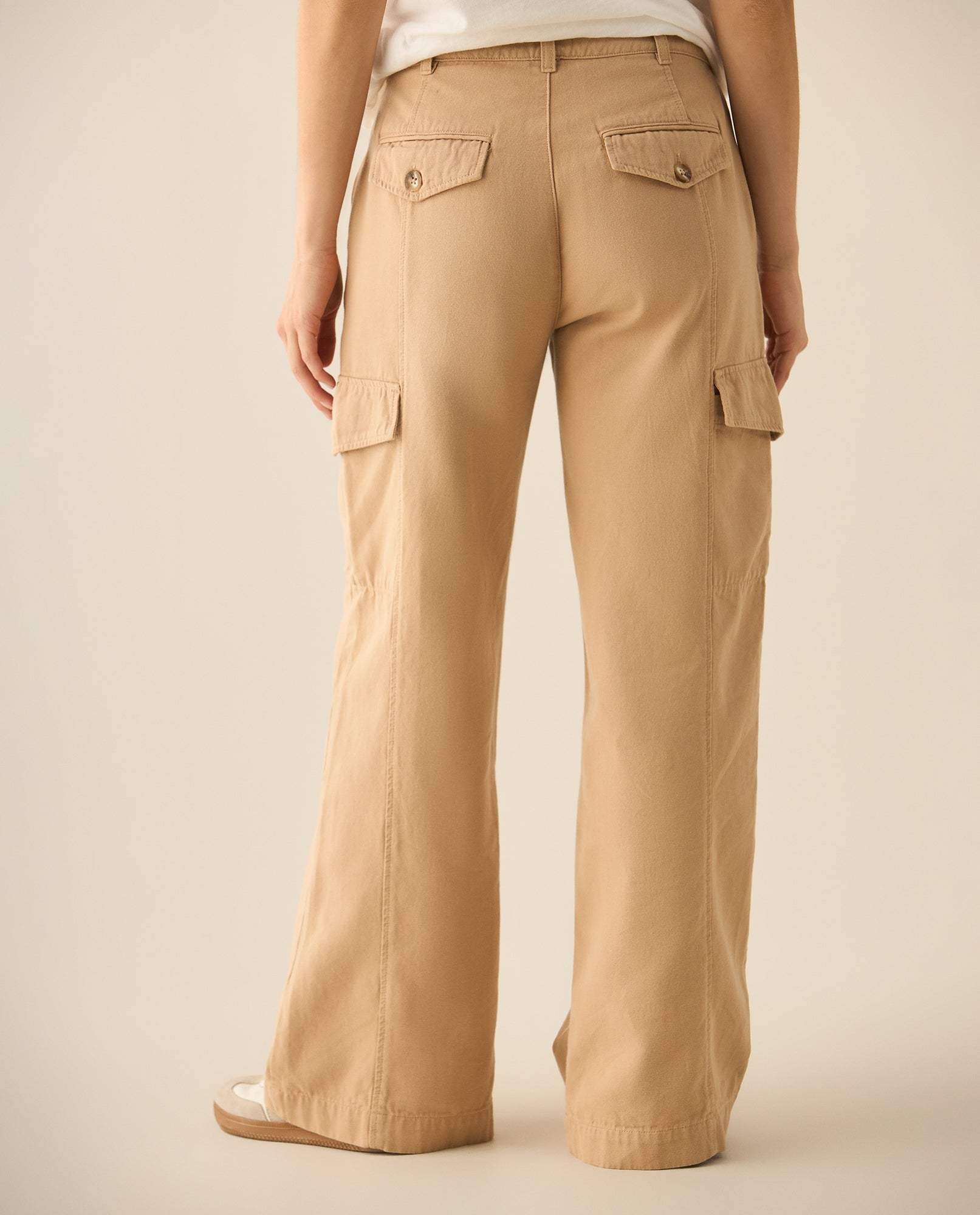 Pantalón tipo cargo para mujer - Beige 34_633G012_BEI151220_5