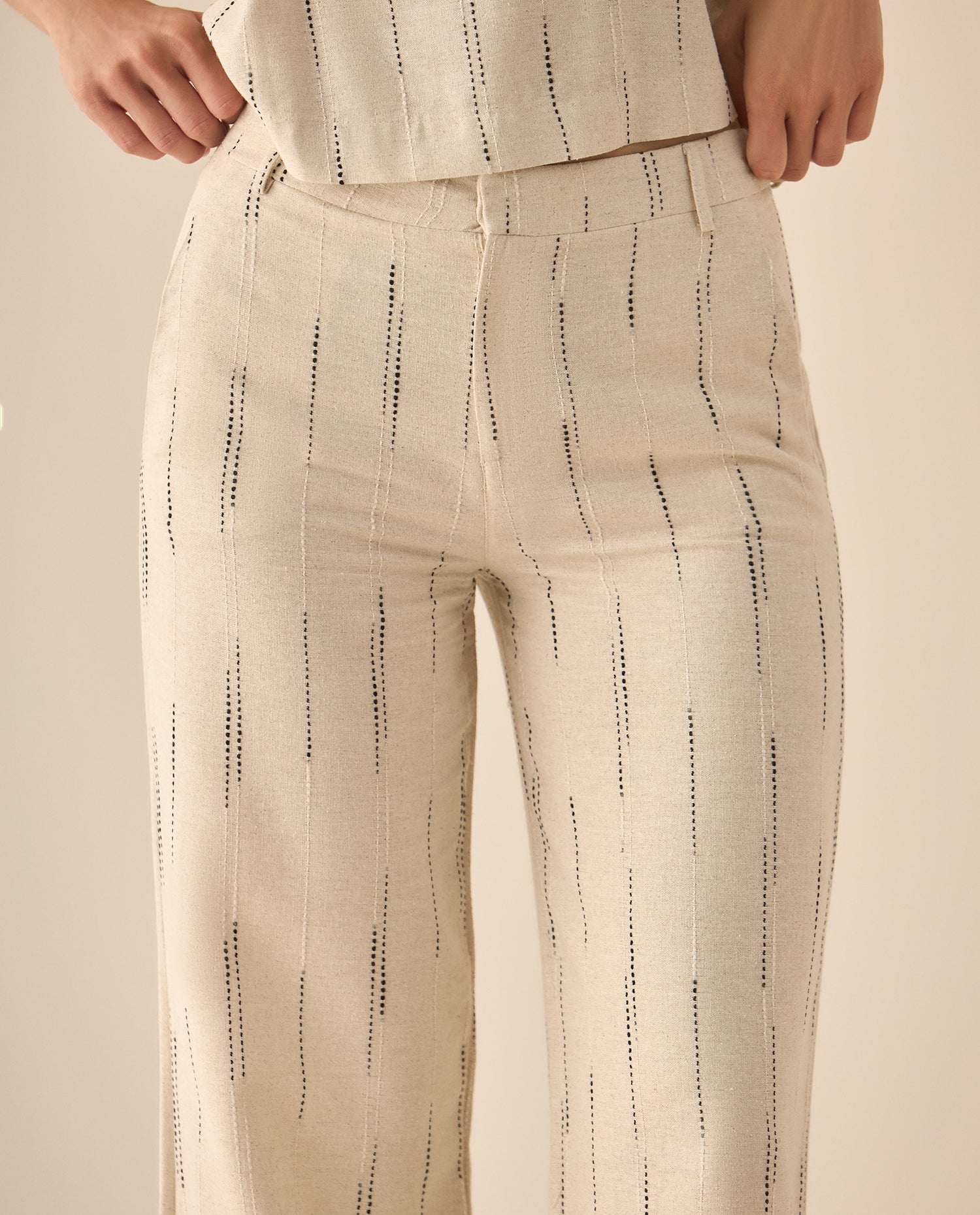 Pantalón recto con rayas para mujer  - Blanco