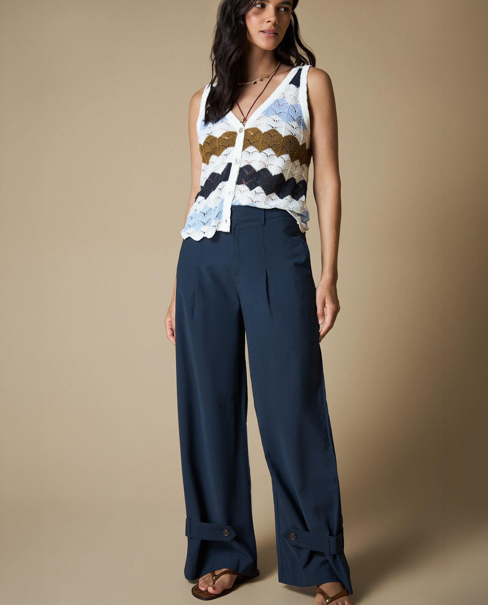Pantalón Wide Leg con detalle en bota - Azul 34_633H010_AZU194022_0