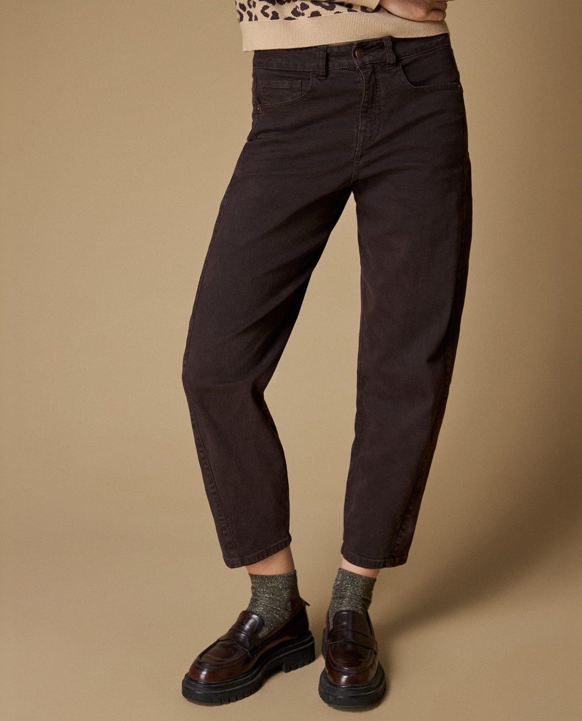 Pantalón barrel tiro alto recto - Café 34_633H022_CAF191419_3