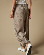 Pantalón estilo harén floral - Gris 34_633H025_GRI181110_7