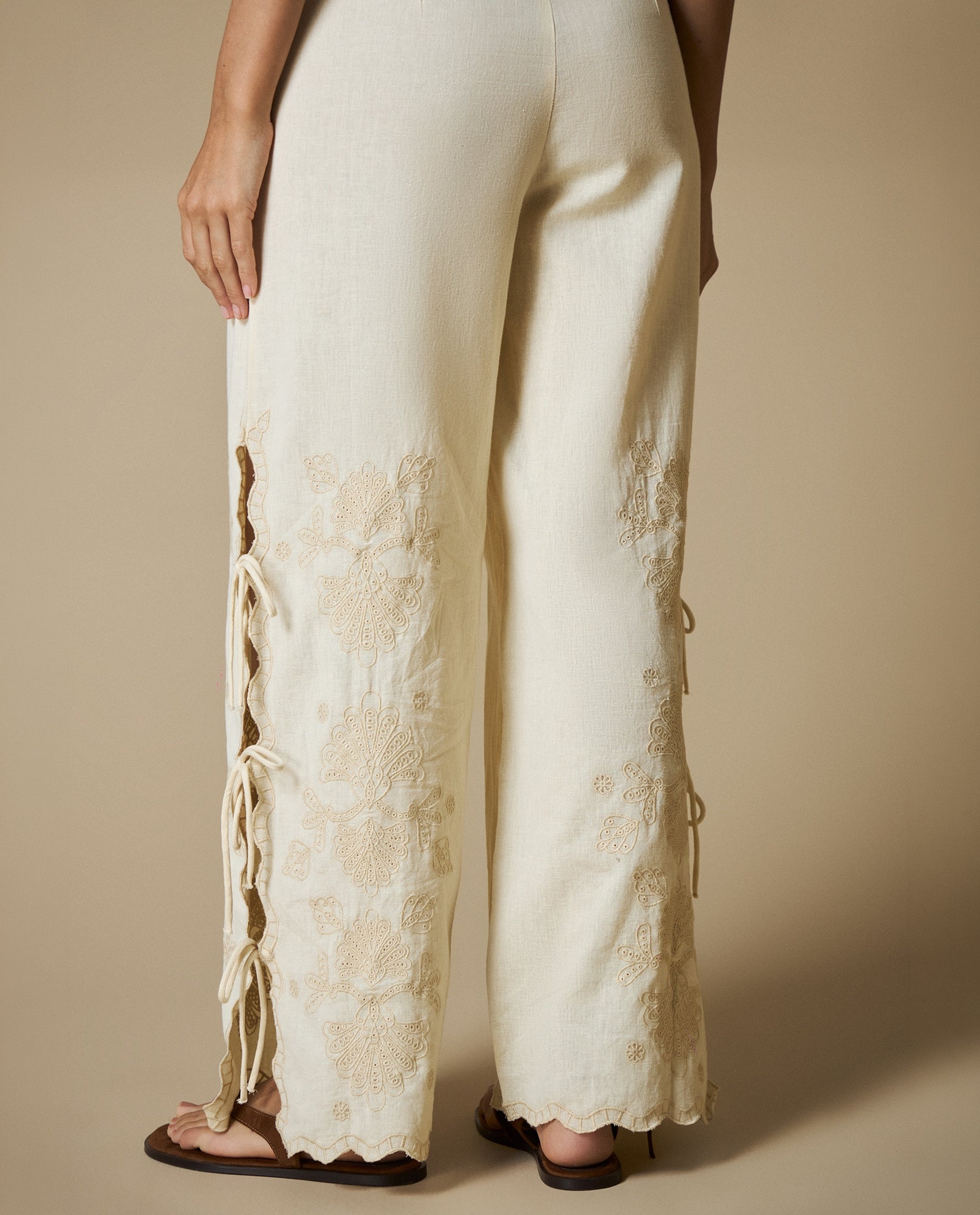 Pantalón Wide Leg Holgado - Crudo 34_633H200_CRU120908_4