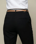 Pantalón straight con pinzas y ruedo doblado - Negro