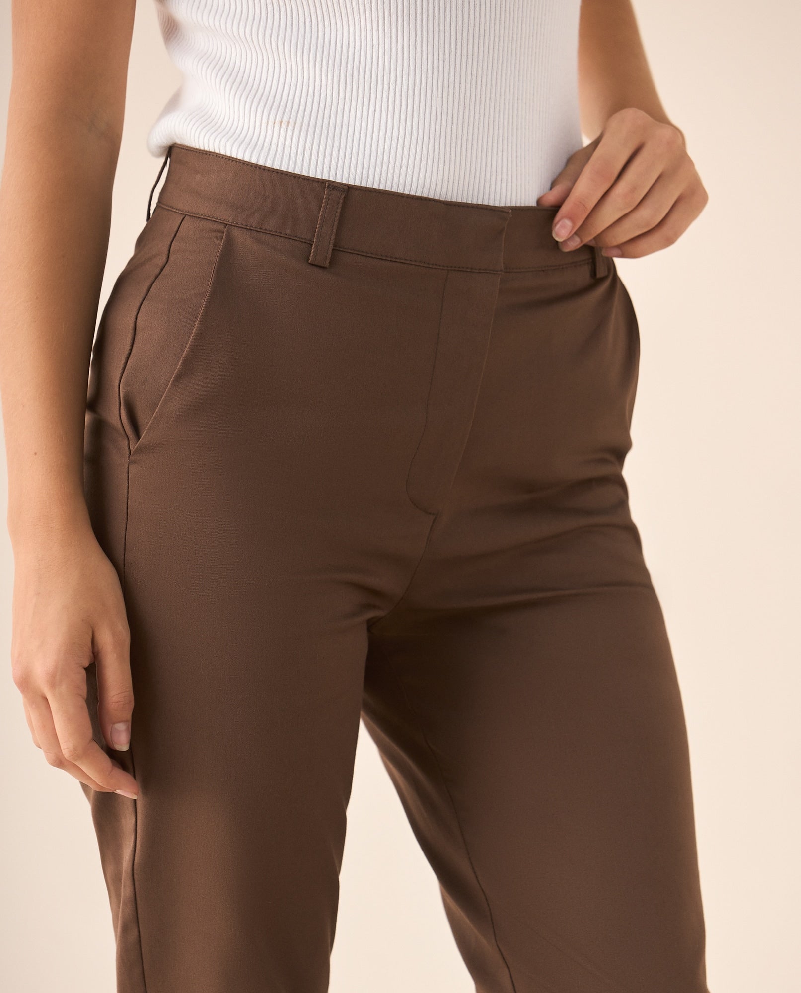 Pantalón clásico para mujer - Café 34_635F310_CAF151040_3