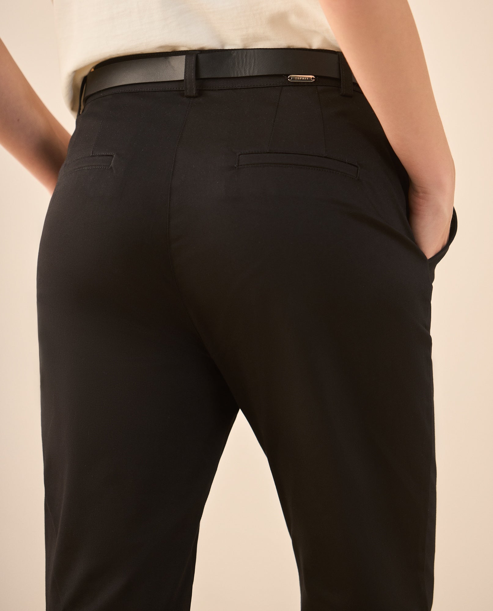 Pantalón con guardapolvo el ruedo para mujer - Negro 34_635G303_NEG194004_5