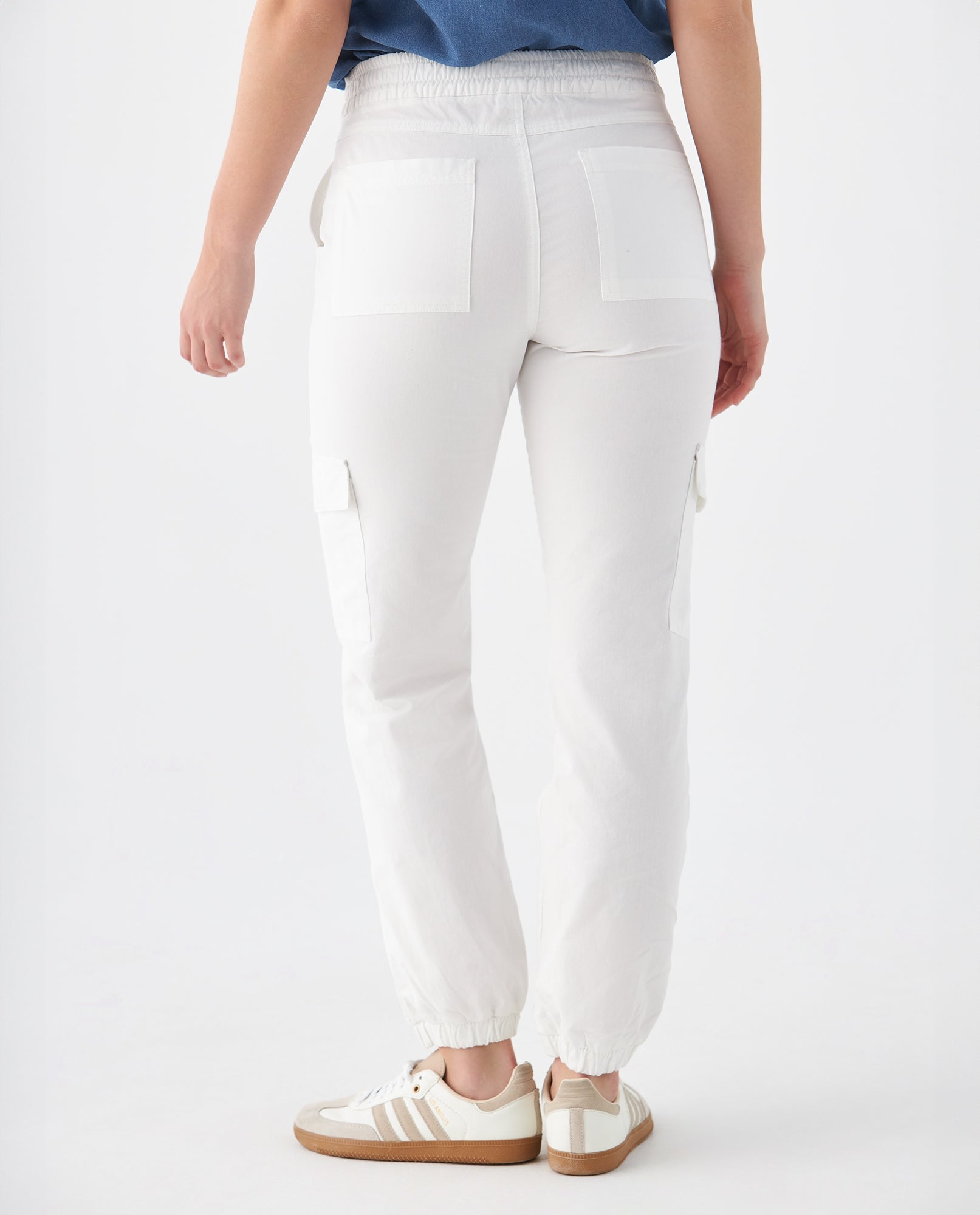 Pantalón con bolsillos cargo para mujer - Crudo 34_639F006_CRU110602_4