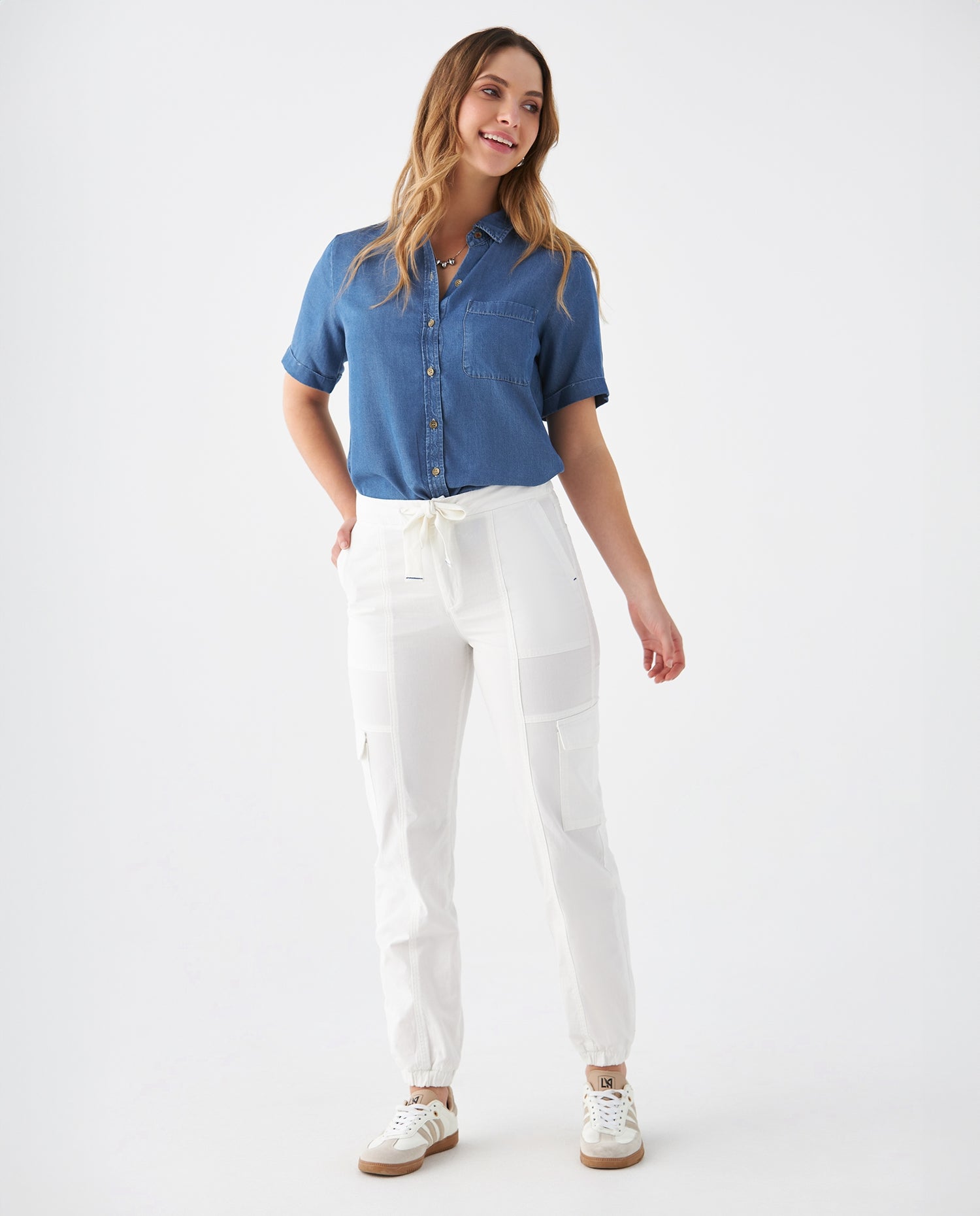 Pantalón con bolsillos cargo para mujer - Crudo