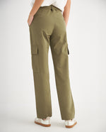 Pantalón tipo cargo para mujer - Verde