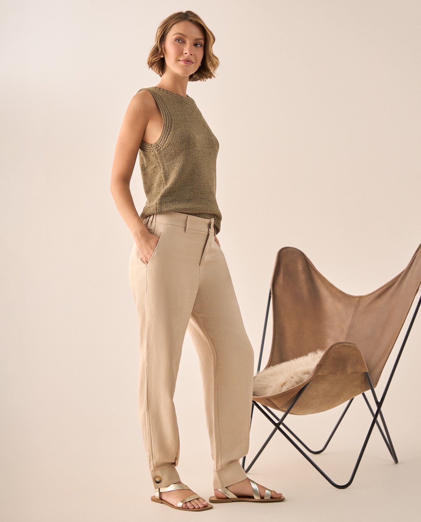 Pantalón Beige con Mezcla de Lyocell y Lino - Beige 34_639G005_BEI141107_0