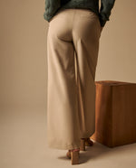 Pantalón Wide Leg con Caída Natural - Beige