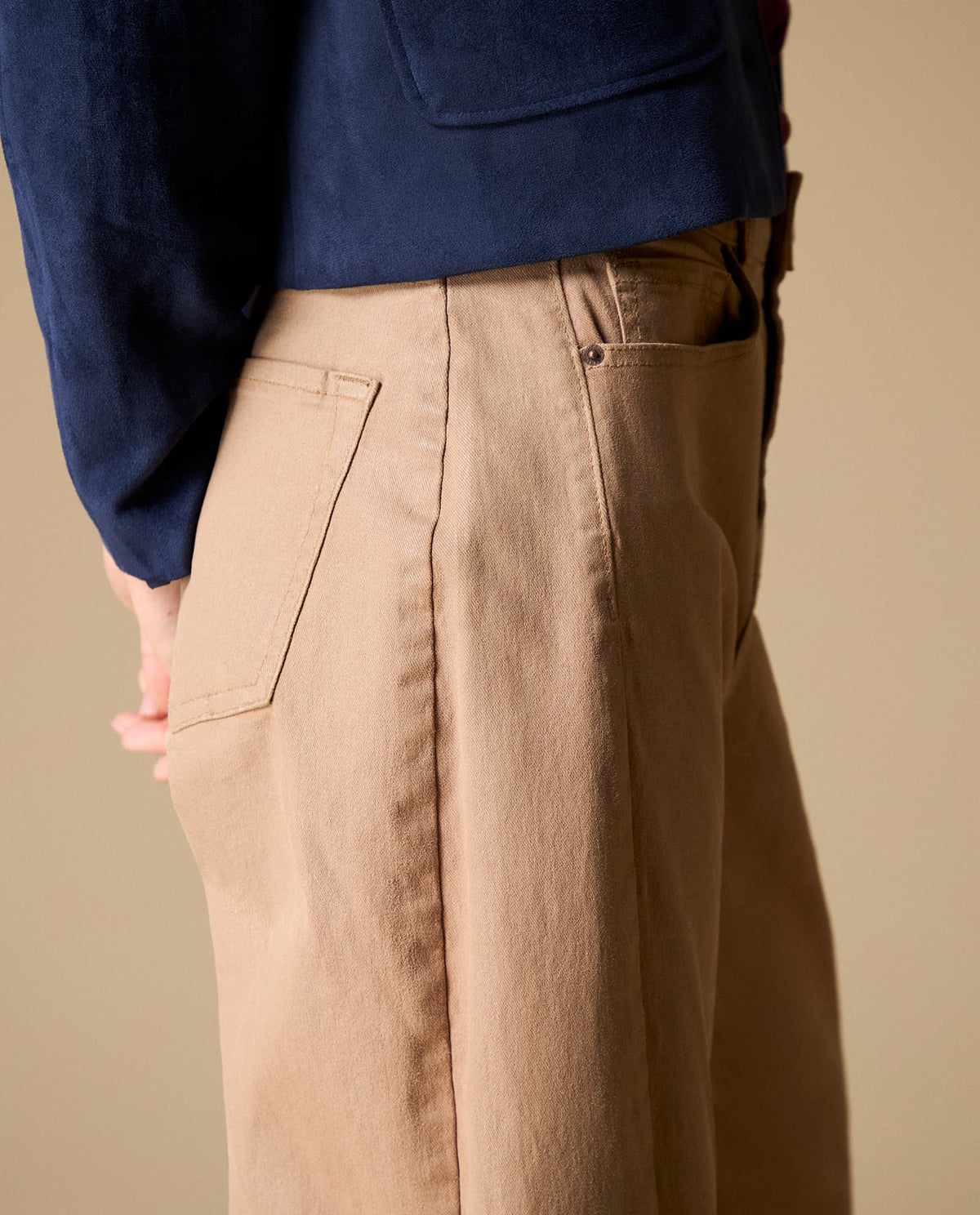 Pantalón Barrel Tiro Alto Tobillero - Cocoa 34_639H085_COC181020_4