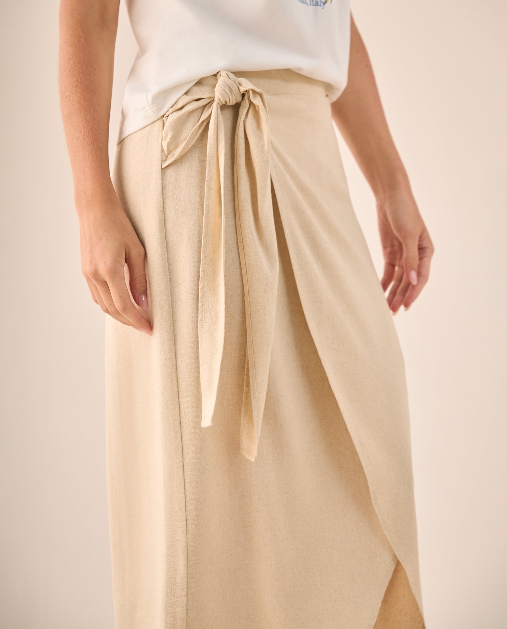 Falda Midi Wrap con Amarre Lateral - Blanco 34_649G001_BLA110601_4