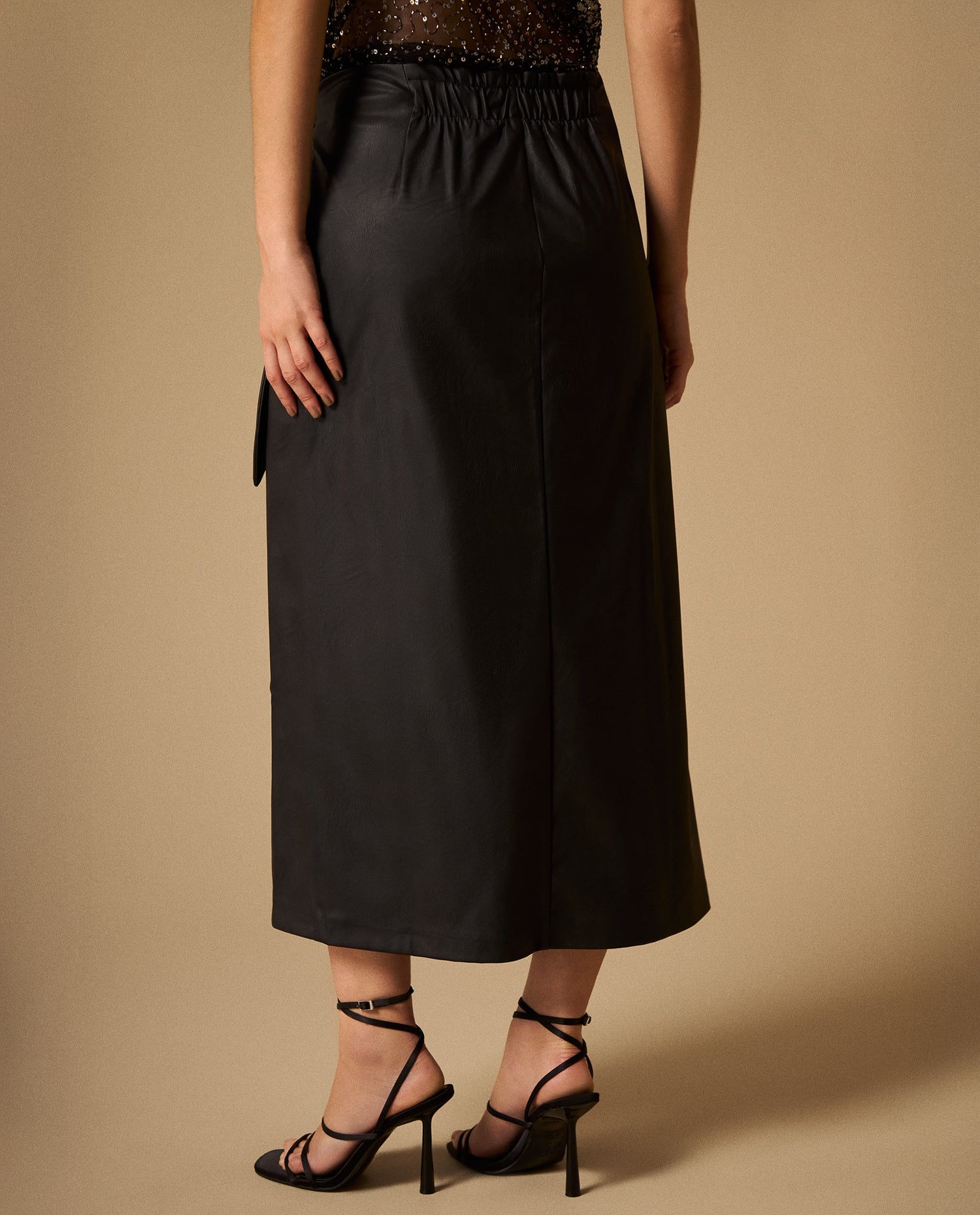 Falda Wrap Negra con Cintura Elástica - Negro