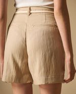 Bermuda tipo chino de silueta estructurada - Beige