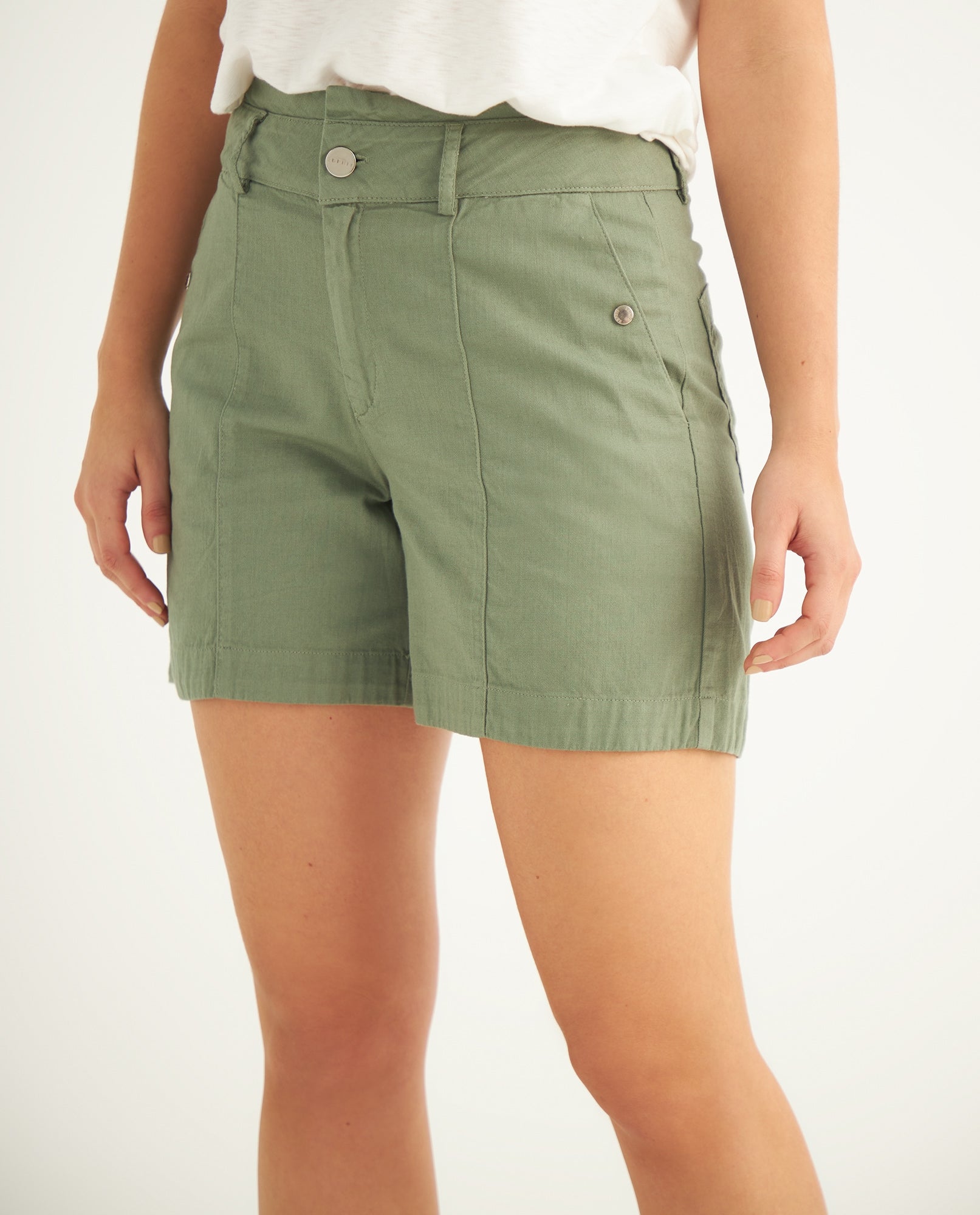 Bermuda con cortes decorativos para mujer - Verde 34_659F000_VER165807_5