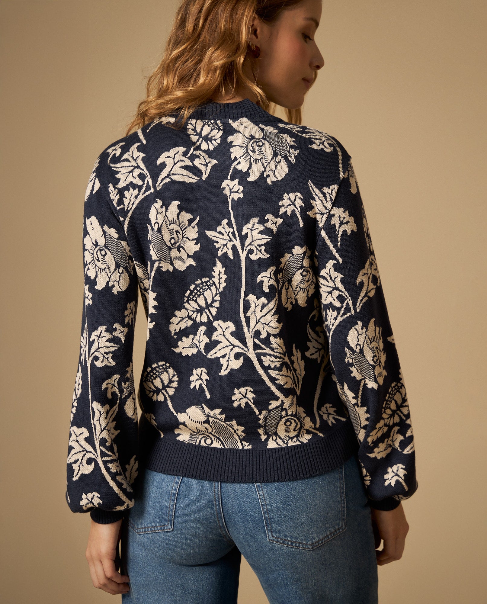 Suéter tejido cuello redondo con diseño floral - Azul 34_662H101_AZU184043_5