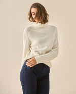 Buzo de cuello alto para mujer  - Crudo