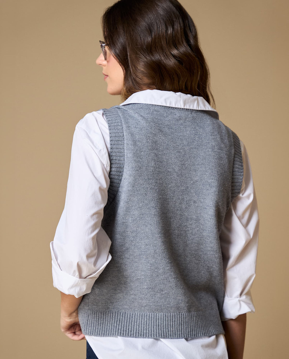 Chaleco tejido cuello V bordado - Gris 34_669H291_GRI171112_5
