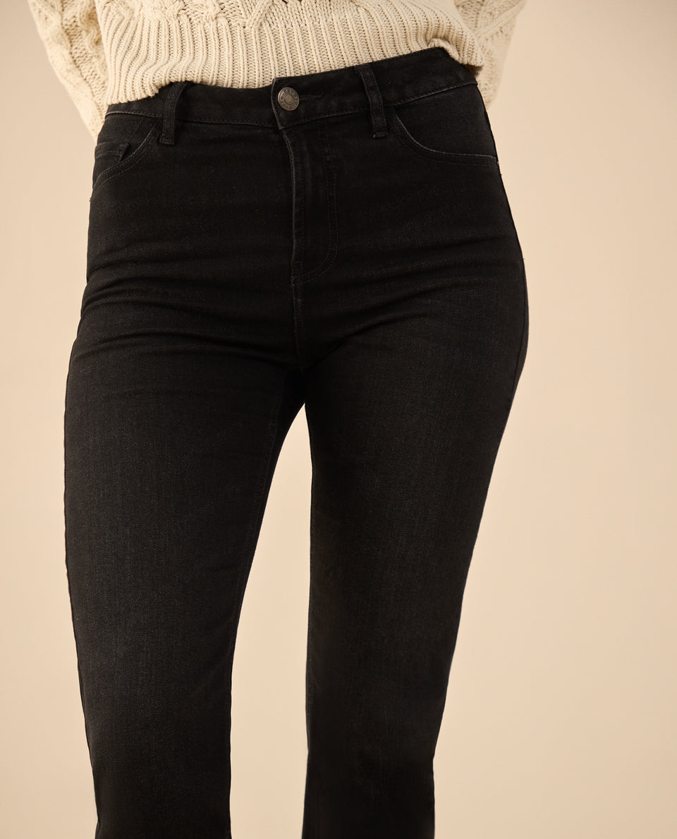 Jean Straight en black denim para mujer - Negro 34_671G014_NEG193909_6