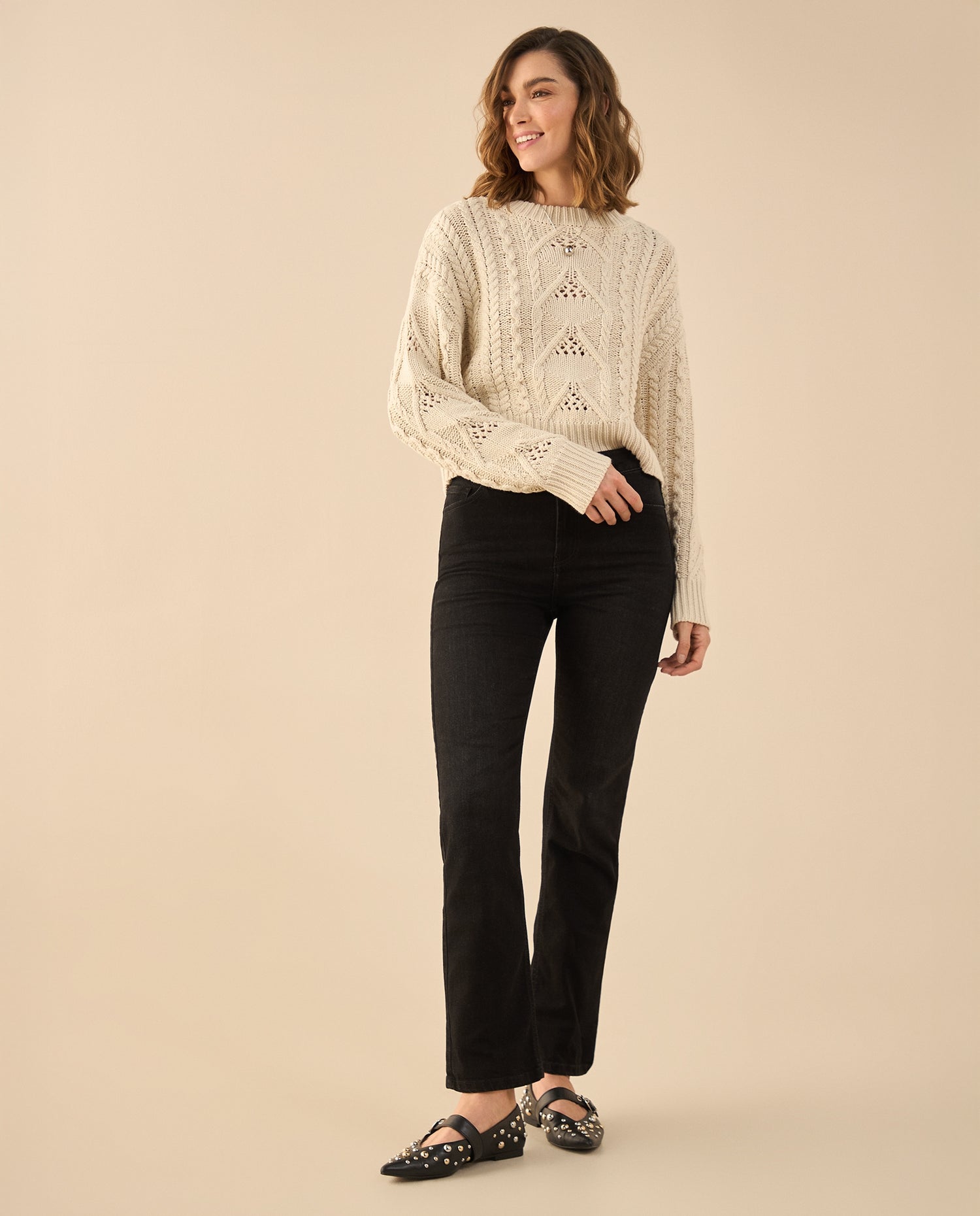 Jean Straight en black denim para mujer - Negro