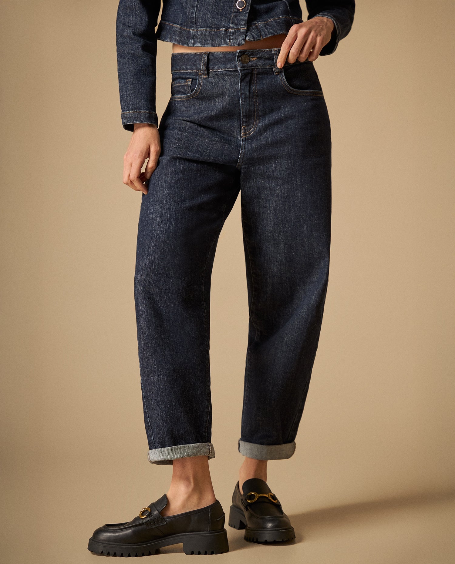 Jean barrel silueta balloon tobillero - Azul