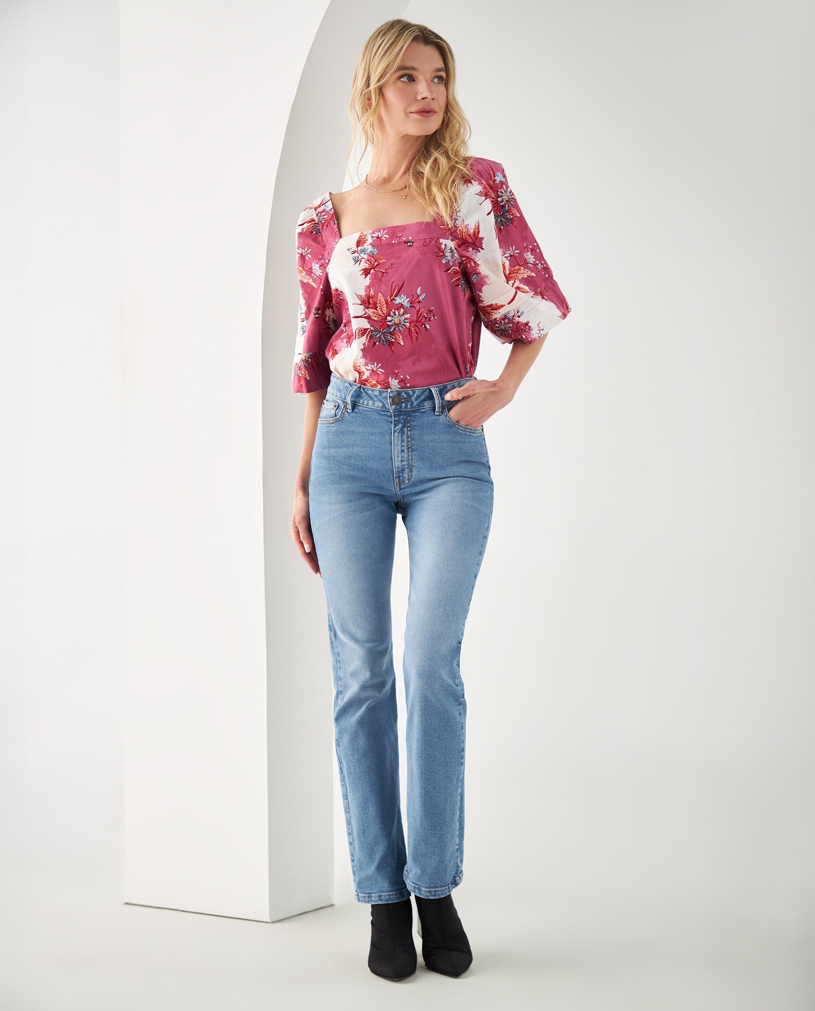 Jean Straight tono medio para mujer - Azul 34_672F003_AZU114604_0