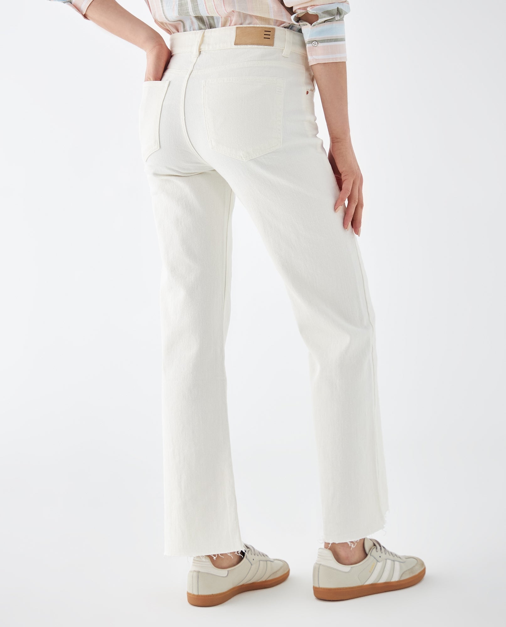 Jean Straight con ruedo al corte para mujer - Crudo 34_672F014_CRU120105_4
