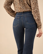 Jean Flare tono oscuro para mujer - Azul