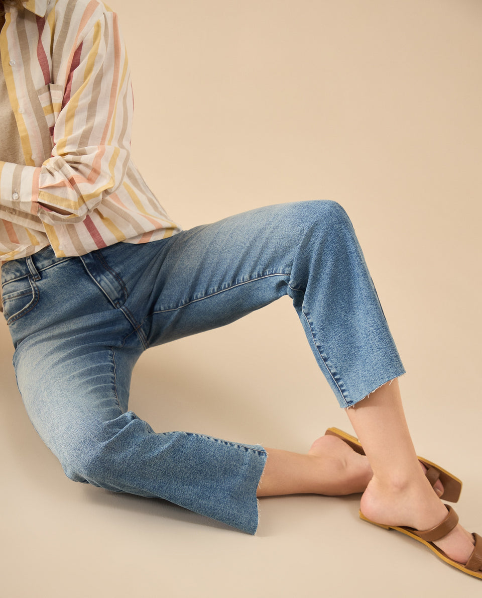 Jean Straight con ruedo al corte para mujer - Azul 34_672G004_AZU174027_6