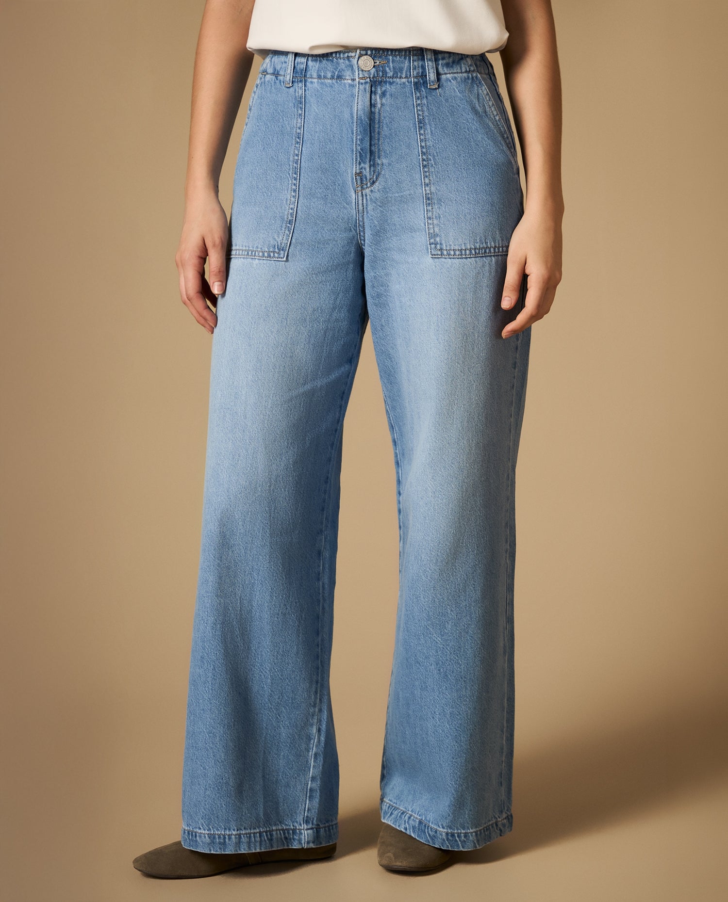 Jean wide leg con bolsillos tipo parche - Azul