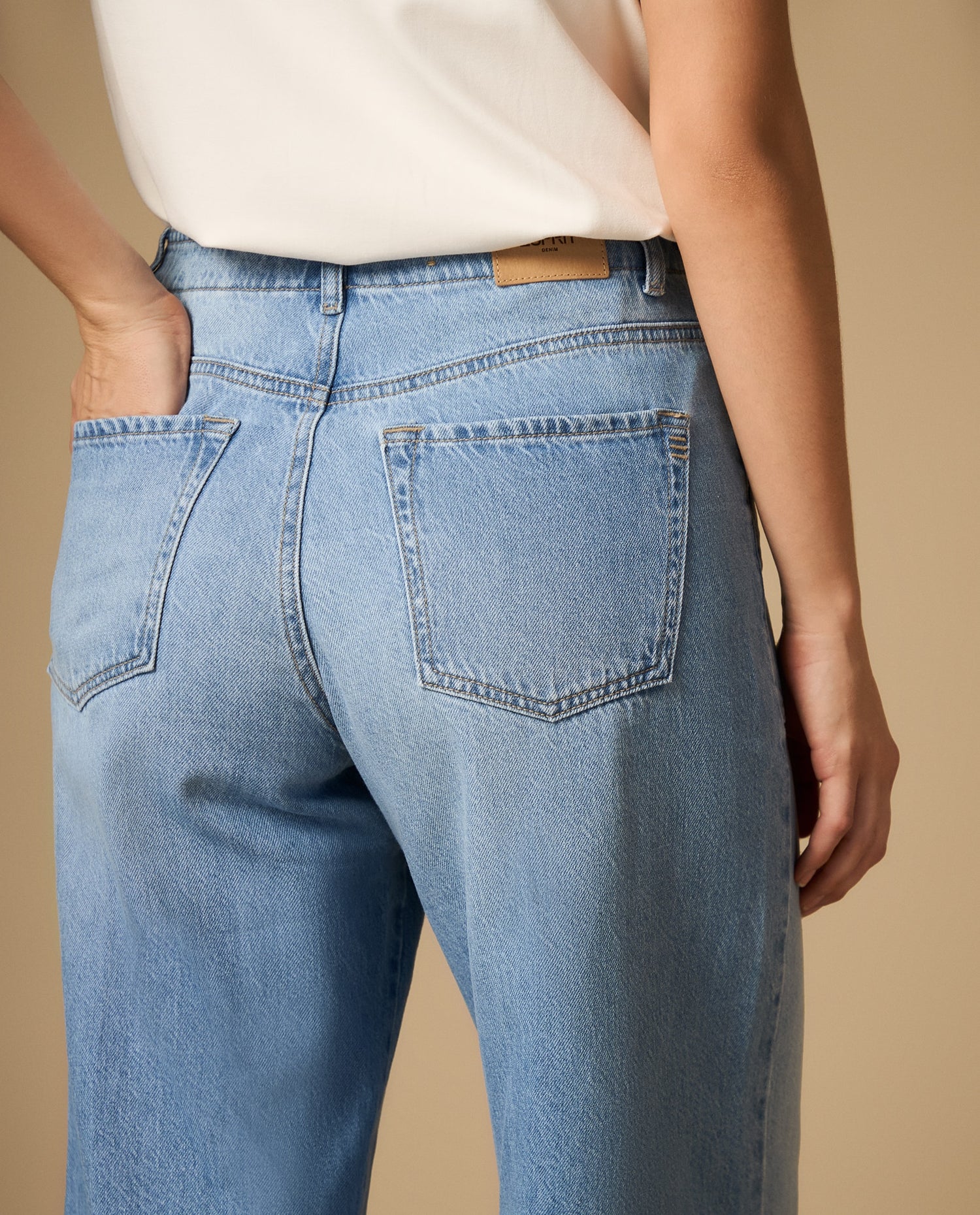 Jean wide leg con bolsillos tipo parche - Azul
