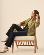 Jean Boot Cut tono oscuro para mujer - Azul