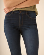 Jean Boot Cut tono oscuro para mujer - Azul