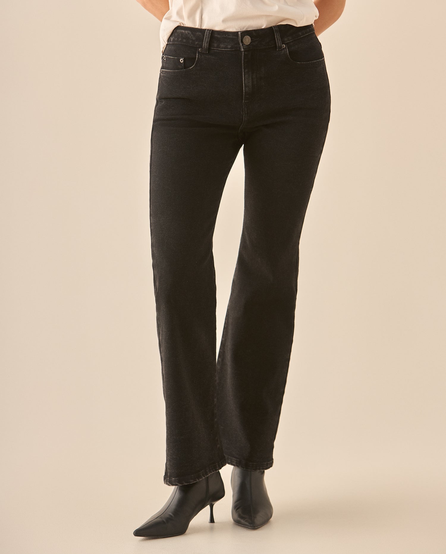 Jean Boot Cut en black denim para mujer - Negro
