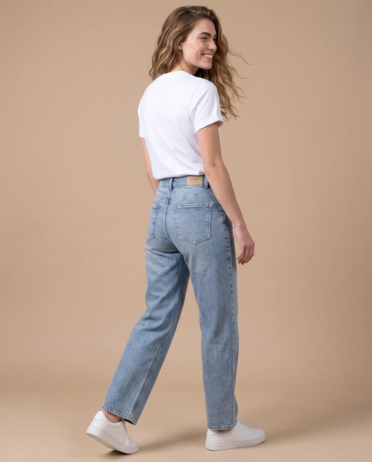 Jean Barrel Tiro Alto Stone Wash - Azul