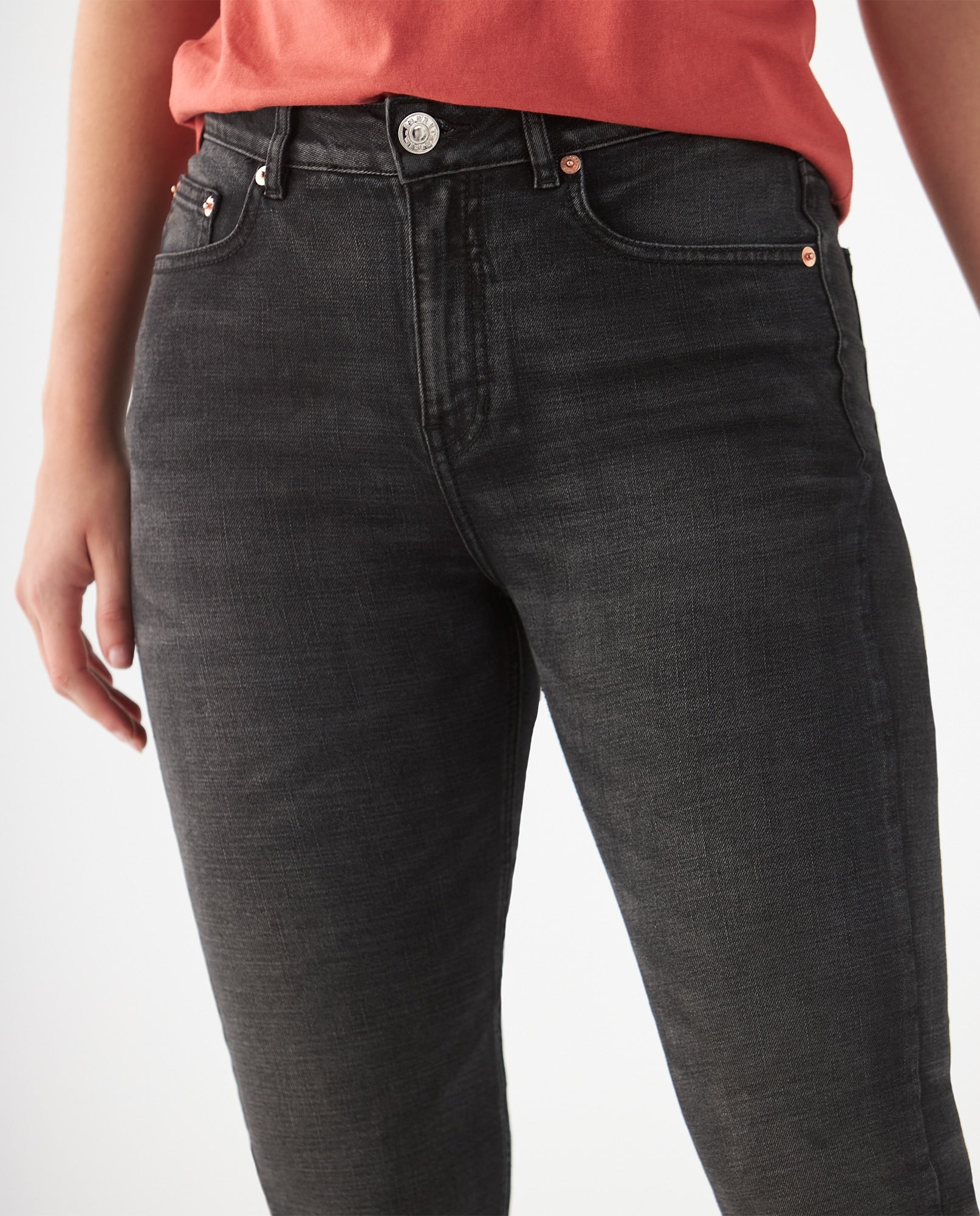 Jean Skinny negro para mujer - Negro 34_679F033_NEG193909_5