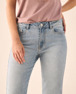 Jean Straight Azul Claro con Lavado Vintage - Azul