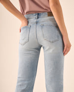 Jean Straight Azul Claro con Lavado Vintage - Azul