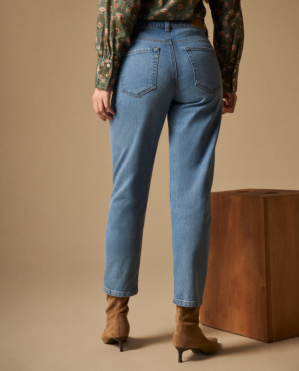 Jean Mom Azul Claro Tiro Alto - Azul 34_679G021_AZU134110_5