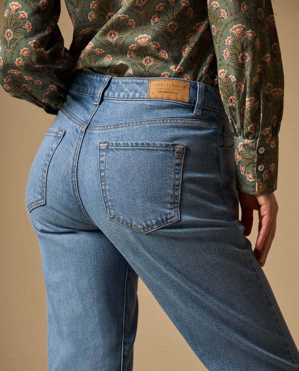 Jean Mom Azul Claro Tiro Alto - Azul 34_679G021_AZU134110_6
