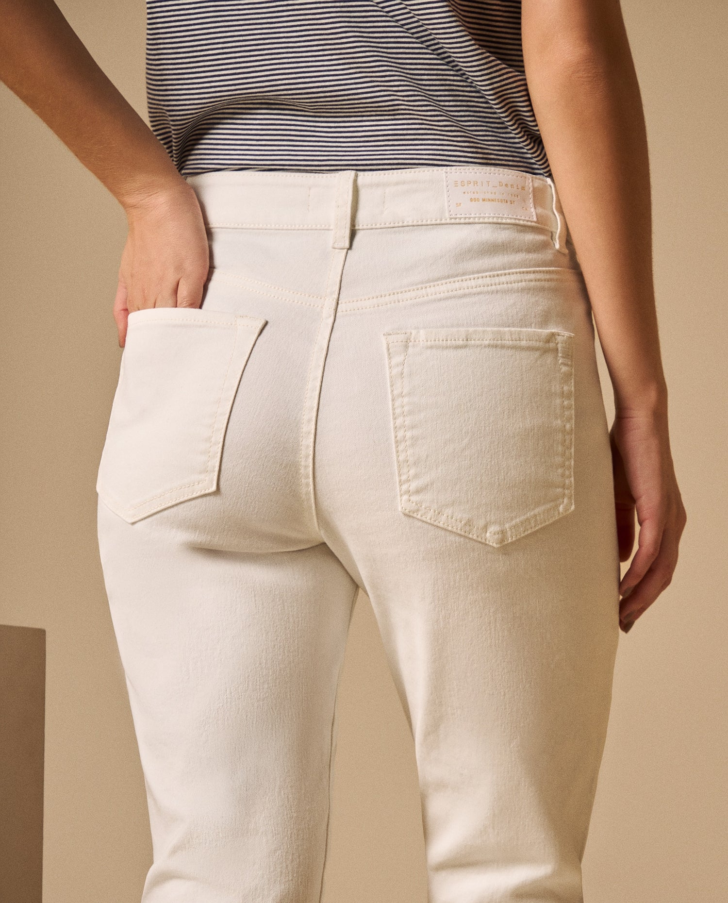 Jean Mom Blanco Tiro Alto - Blanco