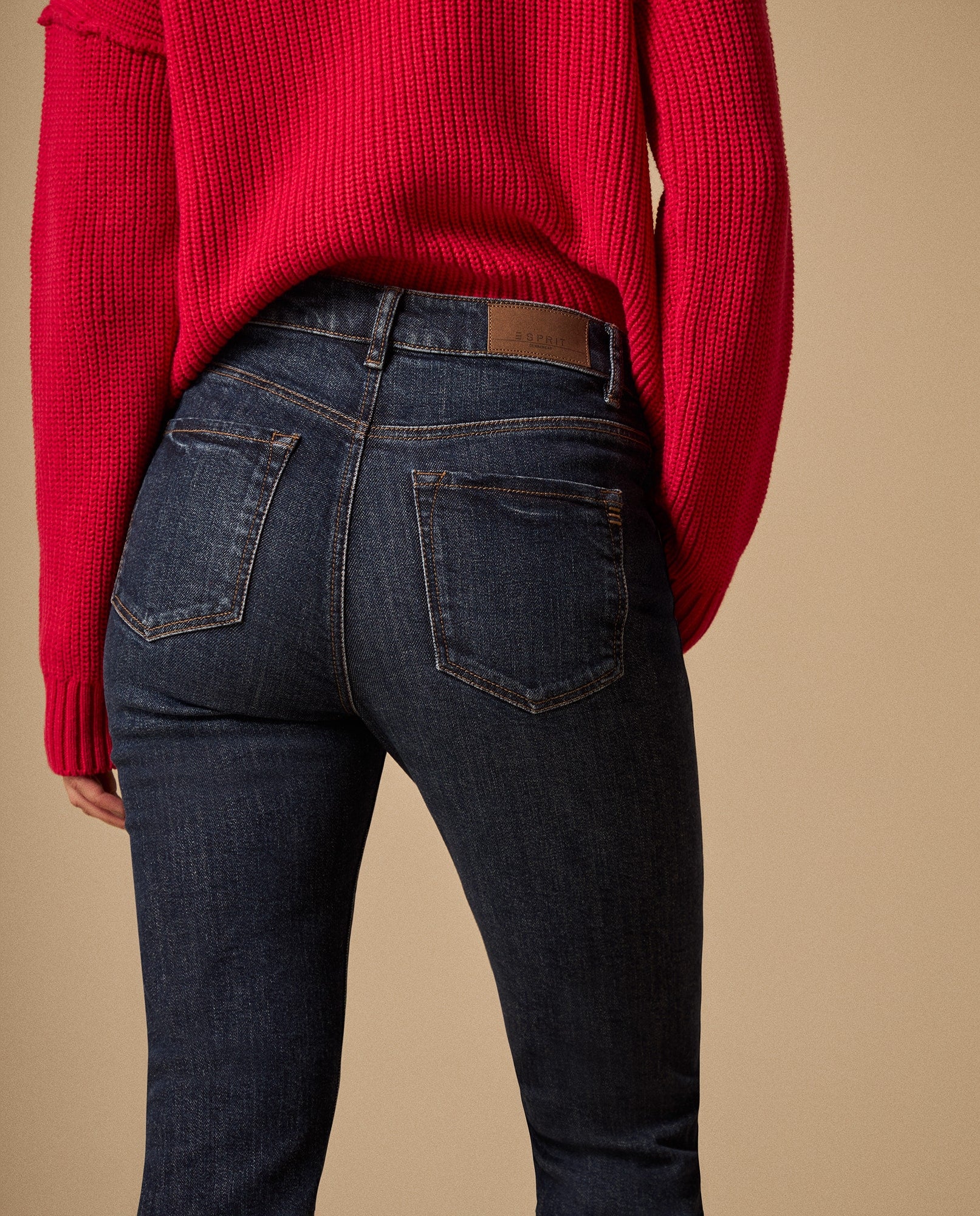 Jean Straight Azul Oscuro con Stretch Suave - Azul 34_679G027_AZU193933_6
