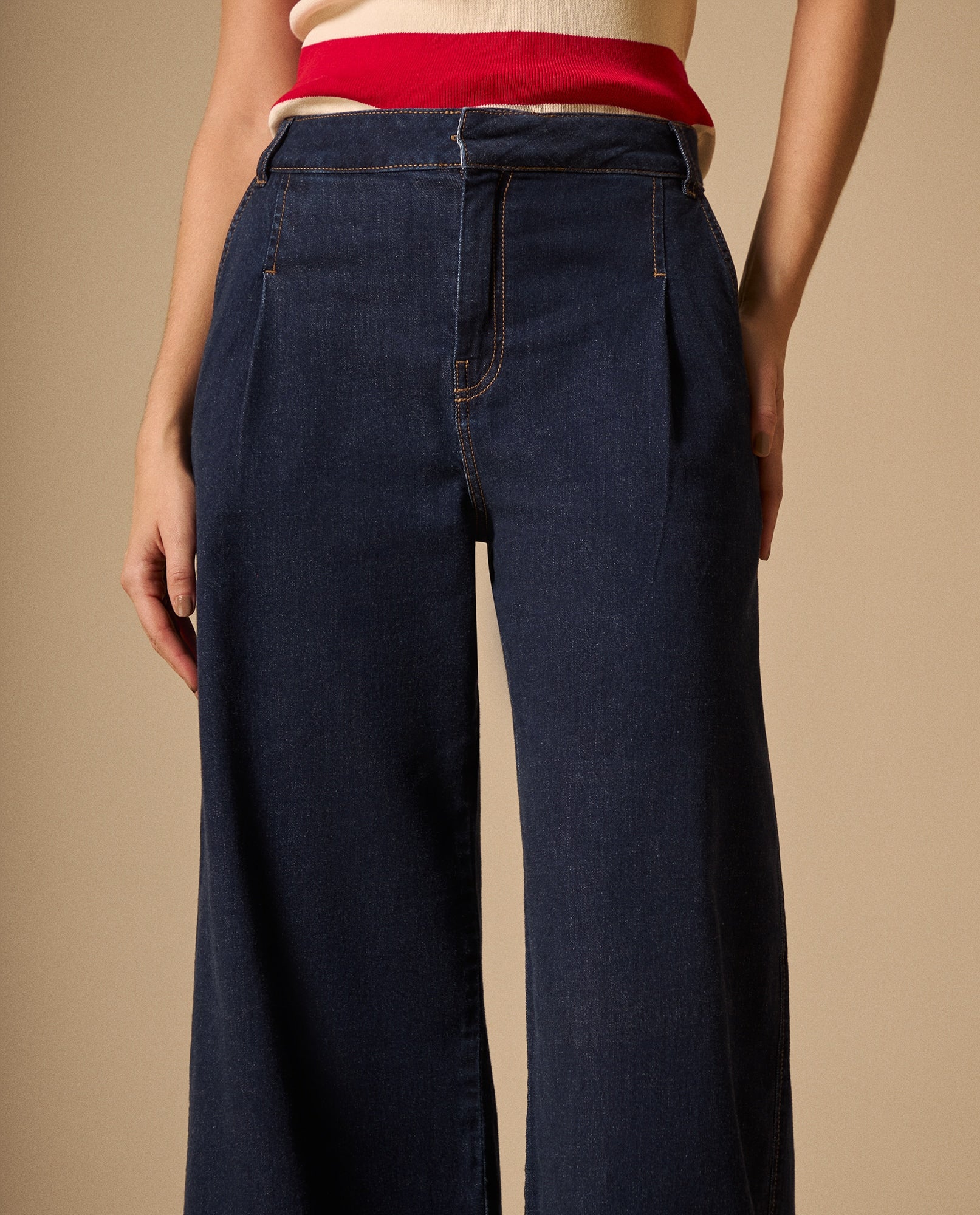 Jean Wide Leg Azul Oscuro con Costuras Doradas - Azul 34_679G028_AZU193933_4