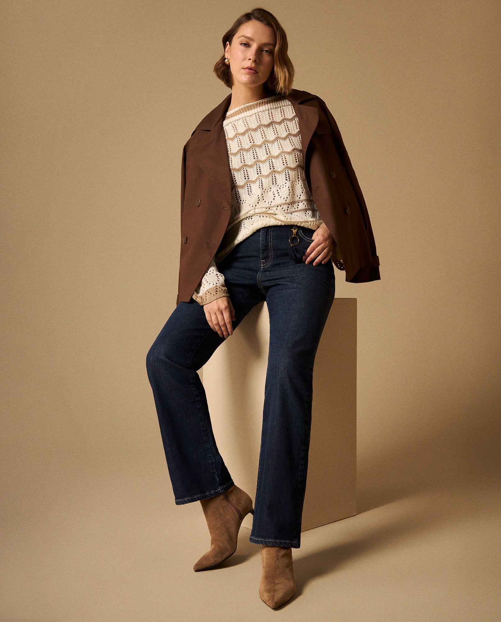 Jean Straight Azul con Detalles Dorados - Azul 34_679G029_AZU174027_0