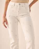Jean Straight con Estampado Floral Delicado - Crudo
