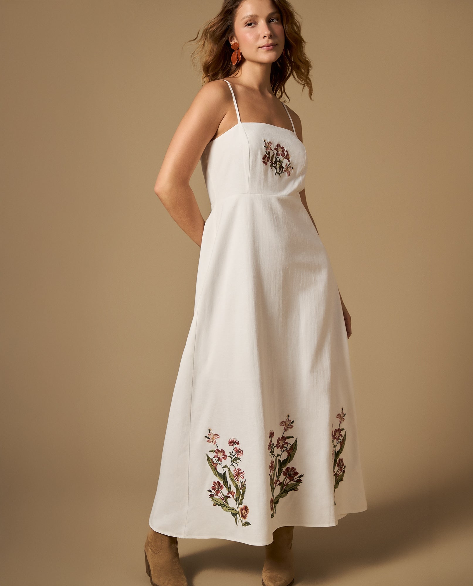 Vestido largo bordado con tiras y corte bajo el busto - Crudo 34_692H220_CRU114201_0